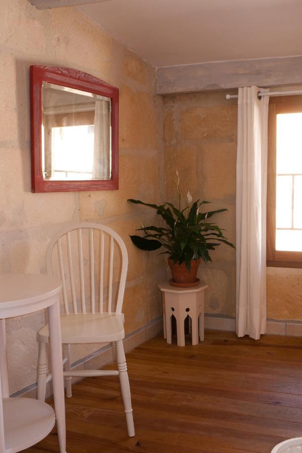 La Maison D'Eloise Arles Luaran gambar